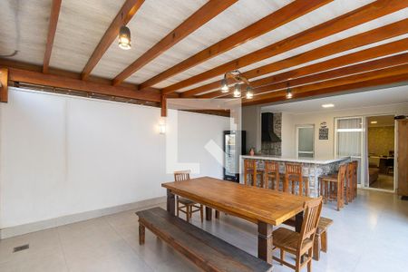 Apartamento à venda com 270m², 3 quartos e 3 vagas Apartamento à venda com 270m², 3 quartos e 3 vagasEspaço gourmet