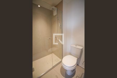 Banheiro da Suíte de kitnet/studio para alugar com 1 quarto, 24m² em Pinheiros, São Paulo