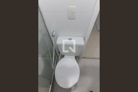 Apartamento à venda com 67m², 2 quartos e 1 vaga Apartamento à venda com 67m², 2 quartos e 1 vagaBanheiro Social