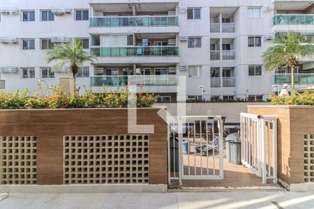 Apartamento à venda com 67m², 2 quartos e 1 vaga Apartamento à venda com 67m², 2 quartos e 1 vagaFachada