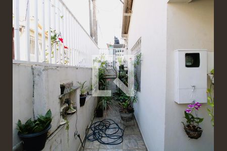 Casa à venda com 60m², 2 quartos e 1 vagaQuintal