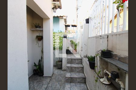 Casa à venda com 60m², 2 quartos e 1 vagaQuintal