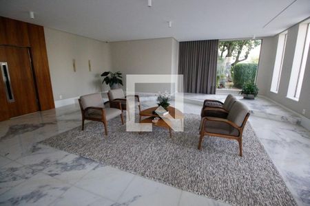 Apartamento para alugar com 477m², 4 quartos e 5 vagas Apartamento para alugar com 477m², 4 quartos e 5 vagasHall social