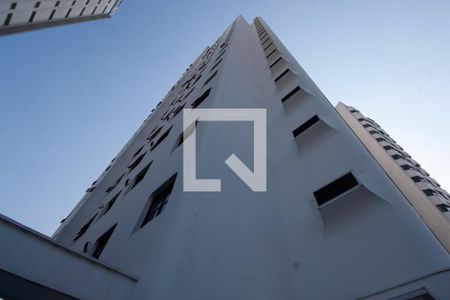 Apartamento para alugar com 477m², 4 quartos e 5 vagas Apartamento para alugar com 477m², 4 quartos e 5 vagasFachada do bloco