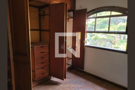 Casa à venda com 182m², 3 quartos e 2 vagas