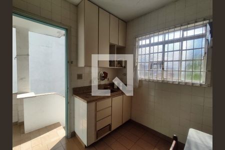 Casa à venda com 187m², 3 quartos e 4 vagas
