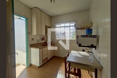 Casa à venda com 187m², 3 quartos e 4 vagas