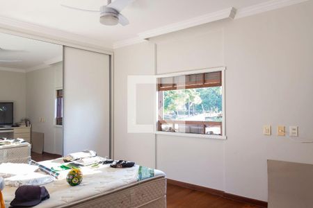 Casa à venda com 400m², 4 quartos e 3 vagas