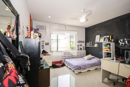 Apartamento à venda com 157m², 3 quartos e 1 vaga