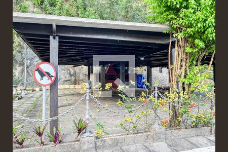 Casa à venda com 200m², 4 quartos e 2 vagas