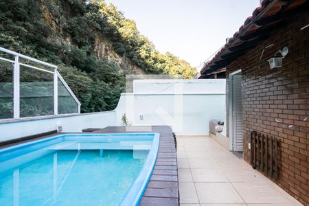 Casa à venda com 200m², 4 quartos e 2 vagas