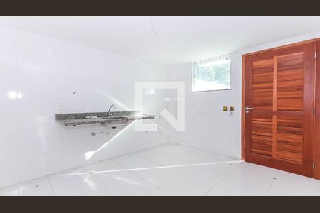 Casa à venda com 169m², 3 quartos e 6 vagas