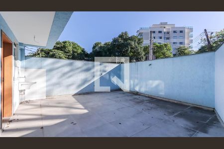 Casa à venda com 169m², 3 quartos e 6 vagas