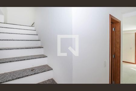 Casa à venda com 169m², 3 quartos e 6 vagas