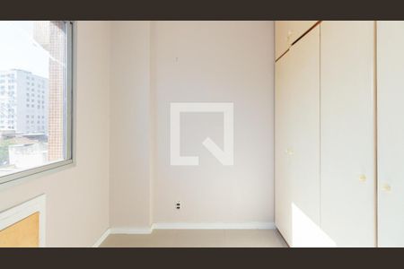 Apartamento à venda com 77m², 2 quartos e 1 vaga