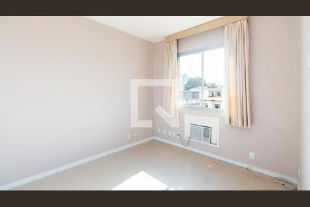 Apartamento à venda com 77m², 2 quartos e 1 vaga