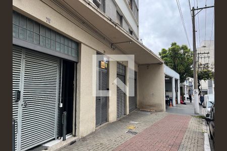 Apartamento à venda com 85m², 2 quartos e sem vaga Apartamento à venda com 85m², 2 quartos e sem vagaFachada
