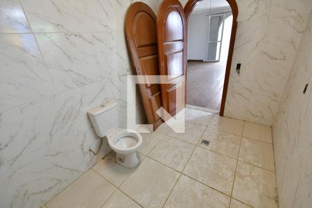 Casa à venda com 1000m², 8 quartos e sem vagaBanheiro 6 - Suíte