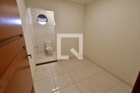 Casa à venda com 1000m², 8 quartos e sem vagaBanheiro 3