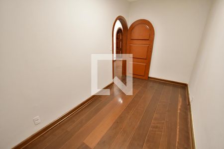 Casa à venda com 1000m², 8 quartos e sem vagaSala 5 - Escritório