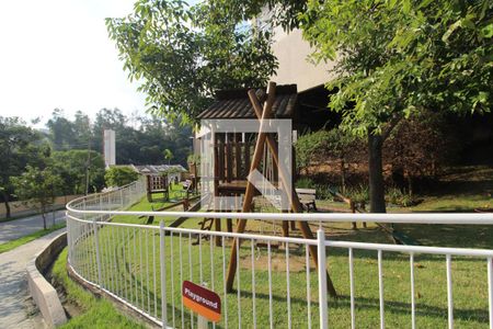 Casa de condomínio à venda com 167m², 4 quartos e 2 vagasÁrea comum - Playground