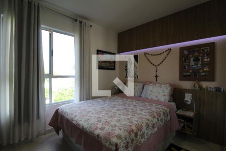 Casa de condomínio à venda com 167m², 4 quartos e 2 vagasSuíte