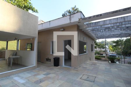 Casa de condomínio à venda com 167m², 4 quartos e 2 vagasÁrea comum - Salão de festas