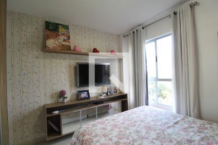 Casa de condomínio à venda com 167m², 4 quartos e 2 vagasSuíte