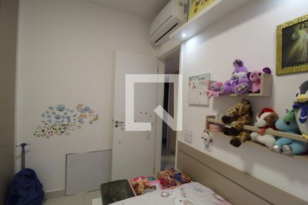 Casa de condomínio à venda com 167m², 4 quartos e 2 vagasQuarto 1