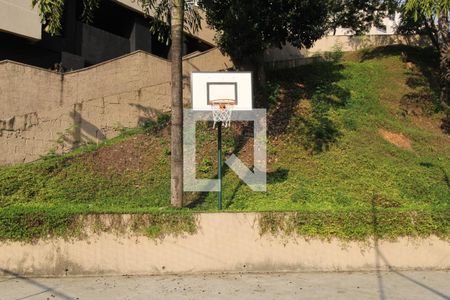 Casa de condomínio à venda com 167m², 4 quartos e 2 vagasÁrea comum