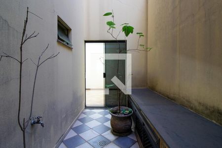 Casa à venda com 343m², 4 quartos e 6 vagas