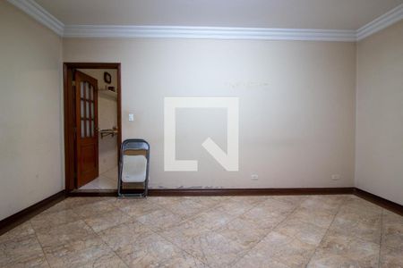 Casa à venda com 343m², 4 quartos e 6 vagas
