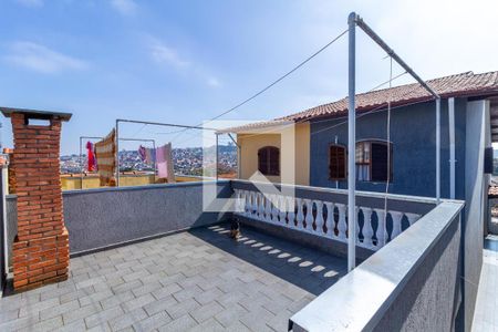 Casa à venda com 198m², 3 quartos e 3 vagas