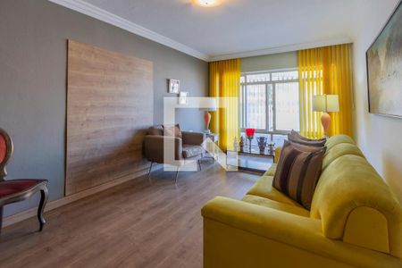 Casa à venda com 200m², 3 quartos e 2 vagas