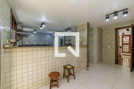 Casa de condomínio à venda com 505m², 6 quartos e 9 vagas