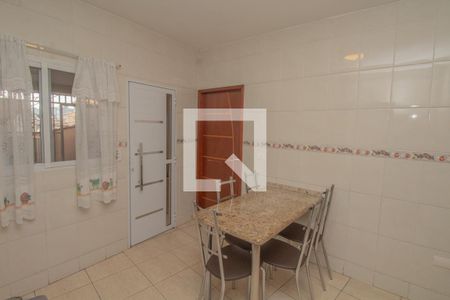 Casa à venda com 147m², 3 quartos e 3 vagas Casa à venda com 147m², 3 quartos e 3 vagasCozinha