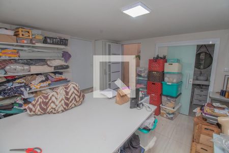 Casa à venda com 147m², 3 quartos e 3 vagas Casa à venda com 147m², 3 quartos e 3 vagasQuarto de serviço