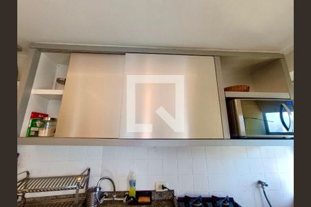 Studio à venda com 58m², 1 quarto e 1 vaga Studio à venda com 58m², 1 quarto e 1 vagaCozinha americana