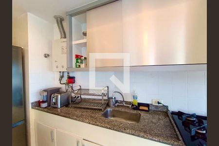 Studio à venda com 58m², 1 quarto e 1 vaga Studio à venda com 58m², 1 quarto e 1 vagaCozinha americana