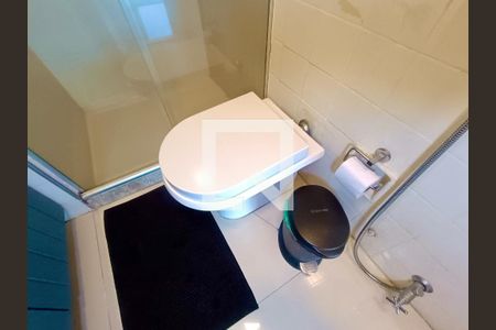 Studio à venda com 58m², 1 quarto e 1 vaga Studio à venda com 58m², 1 quarto e 1 vagaBanheiro social