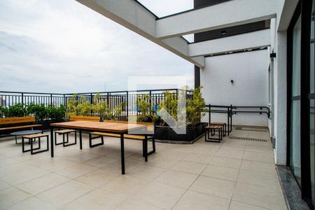 Studio para alugar com 25m², 1 quarto e sem vaga Studio para alugar com 25m², 1 quarto e sem vagaÁrea comum - Salão de festas