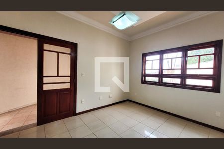Sala de casa à venda com 4 quartos, 323m² em Parque Alto Taquaral, Campinas