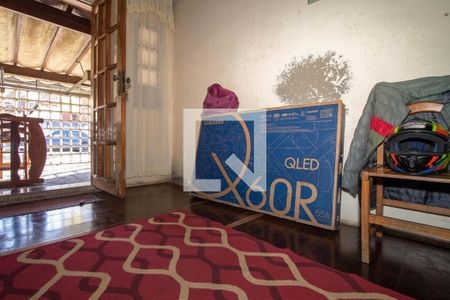 Casa à venda com 215m², 3 quartos e sem vaga