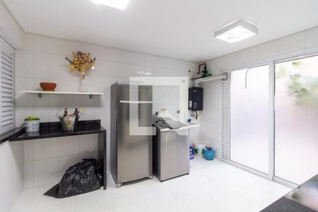 Casa à venda com 272m², 3 quartos e 4 vagas