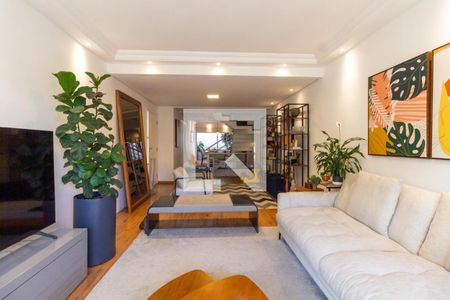 Casa à venda com 272m², 3 quartos e 4 vagas