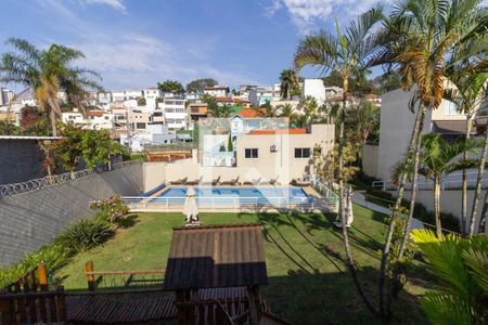 Casa à venda com 272m², 3 quartos e 4 vagas