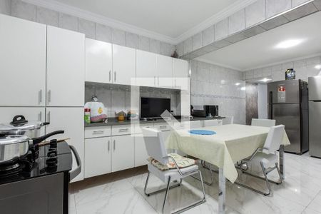 Casa à venda com 312m², 4 quartos e 7 vagas