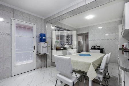 Casa à venda com 312m², 4 quartos e 7 vagas