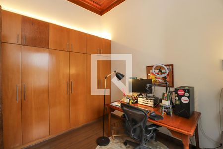 Casa à venda com 280m², 3 quartos e 2 vagas
