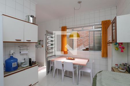 Casa à venda com 280m², 3 quartos e 2 vagas